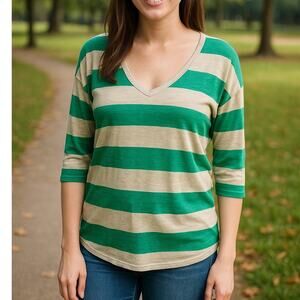 2/$30 Splendid Half Sleeve V-Neck Knit Top Striped Green Beige Women's XS Casual